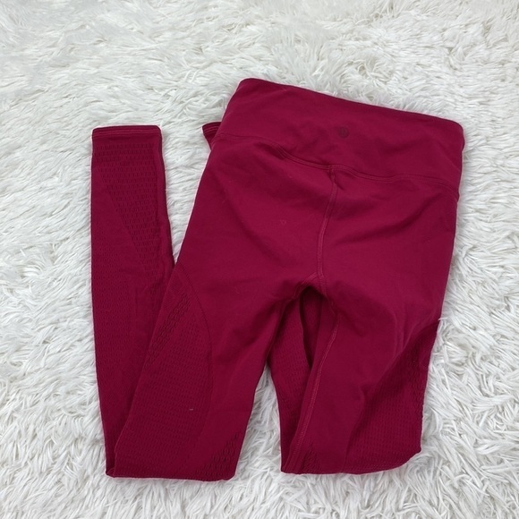 Lululemon Reveal Tight Interconnect *25.5" Ruby Red - Picture 5 of 8